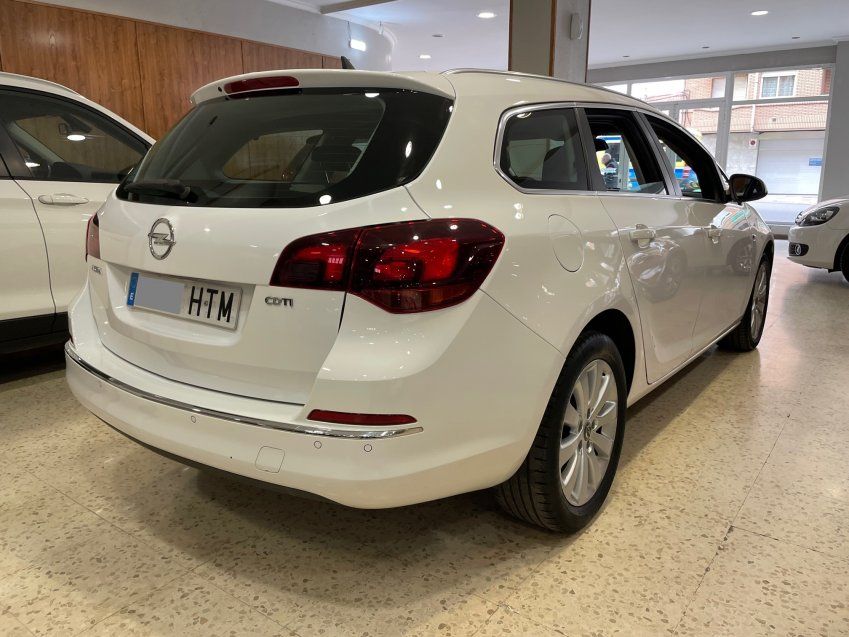 OPEL ASTRA CDTI SPORTS TOURER EXCELLENCE