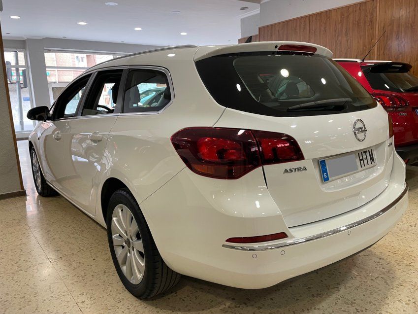 OPEL ASTRA CDTI SPORTS TOURER EXCELLENCE
