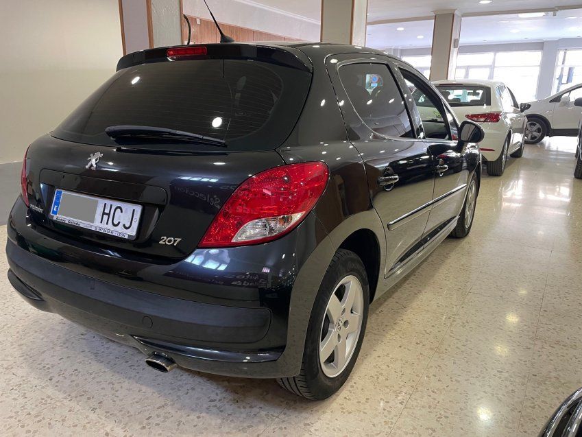 PEUGEOT 207 VTI SPORT