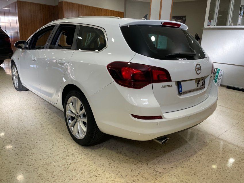 OPEL ASTRA ST 2