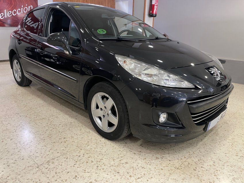 PEUGEOT 207 VTI SPORT