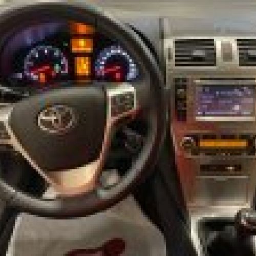 TOYOTA AVENSIS 120 D ADVANCE