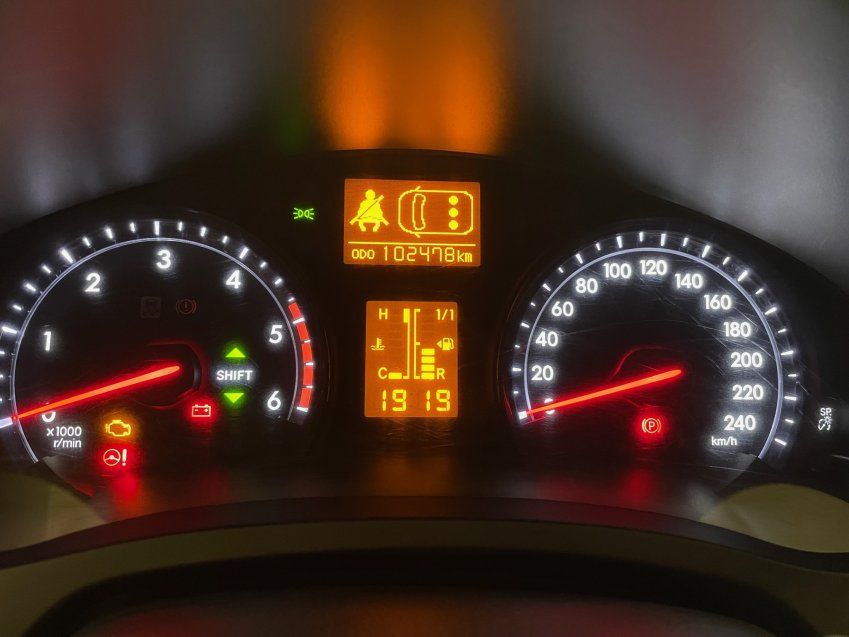 TOYOTA AVENSIS 120 D ADVANCE