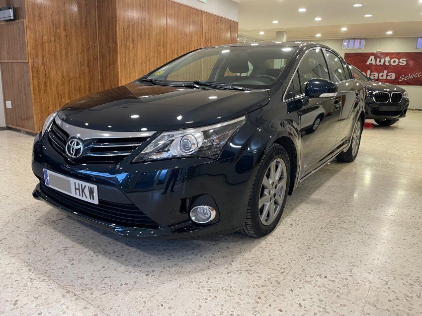 TOYOTA AVENSIS 120 D ADVANCE
