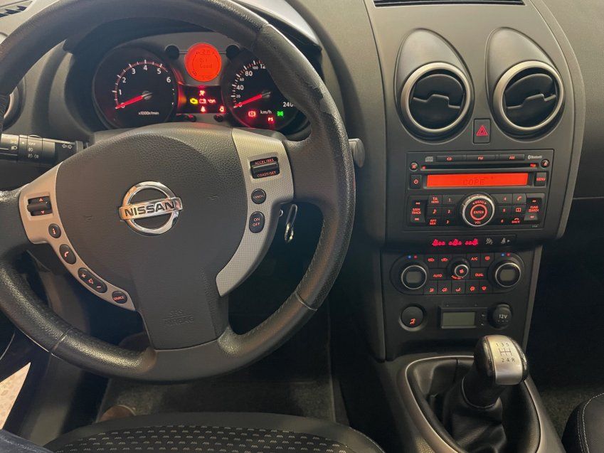 NISSAN QASHQAI 1