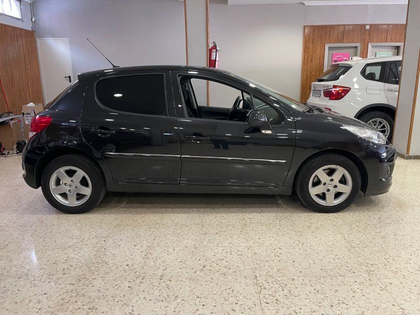 PEUGEOT 207 VTI SPORT