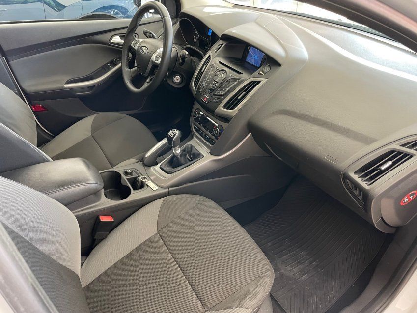 FORD FOCUS 1