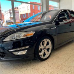FORD negro