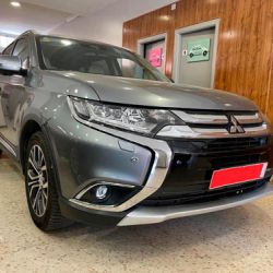 MITSUBISHI gris